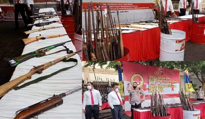 Kepolisian Daerah (Polda) Jambi musnahkan ratusan Senpi rakitan, yang di serahkan warga secara suka rela ke masing-masing Polsek yang ada di Provinsi Jambi. Polres Kabupaten Merangin penyumbang paling banyak, yakni sebanyak 106 pucuk kecepek laras panjang, dan 1 pendek.