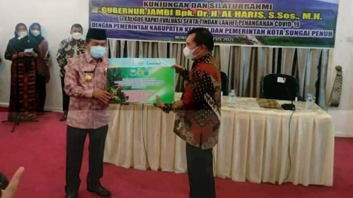 Pemerintah Kota Sungai Penuh, terus berupaya maksimal dalam Penanganan Covid-19. Salah satunya, yakni sang Walikota usulkan ke Gubernur Jambi alat tes Swab untuk Sungai Penuh-Kerinci. 