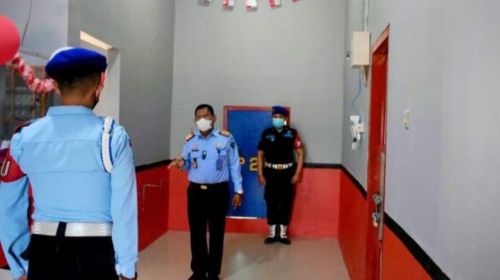 Kepala Kantor Wilayah Kemenkumham Jambi, beri warning pada pegawai Lapas Perempuan Jambi yang terletak di Sengeti Kabupaten Muaro Jambi. Bilangnya, jika ada yang coba-coba gunakan Narkoba, akan di pecat.