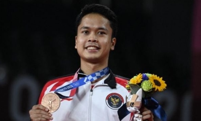 Kontingen Amerika Serikat (AS) keluar sebagai juara umum Olimpiade Tokyo,  berdasarkan klasemen akhir perolehan medali usai rangkaian pertandingan hari terakhir rampung, Minggu (8/8/2021). Sedangkan Indonesia negara ASEAN terbaik kedua.