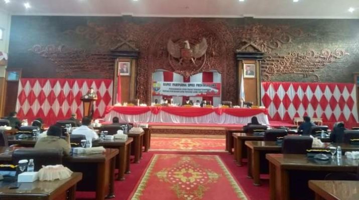 Fraksi Nasdem-Hanura, kritik anggaran Dinas Pendidikan Provinsi Jambi yang mendapat penambahan anggaran terbesar, sebanyak 86,4 Milliar. Hal ini, mendapat tanggapan dari Sekretaris Daerah (Sekda) Provinsi Jambi, Sudirman.
