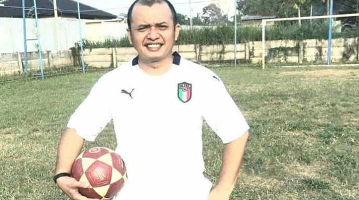 Bak teka-teki, kiprah politik Walikota Sungai Penuh Ahmadi Zubir terjawab sudah. Belum lama, di kabarkan di lematis di antara dua Partai Politik.