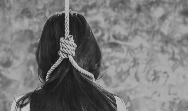 Baru-baru ini disinyalir tak sanggup di terror Pinjol, seorang Ibu Rumah Tangga (IRT) berinisal WI (38), asal Dusun Kedungrejo RT 02 RW 05, Desa Selomarto Kecamatan Giriwoyo nekat gantung diri.