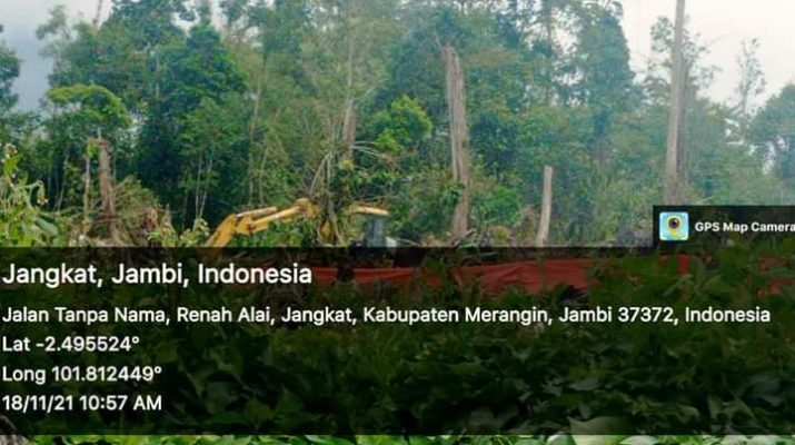 Alat berat berjenis excavator saat ini, sedang beroperasi yang di duga berada di wilayah TNKS. Meski sudah beroperasi cukup lama, namun hingga kini belum ada tindakan dari pihak yang berwajib.