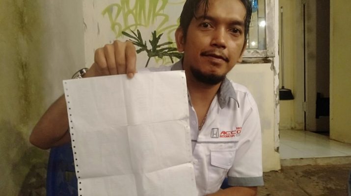 Nasib sial menimpa salah satu warga Mendalo Indah, rutin 3 bulan bayar tagihan tetapi air tak kunjung mengalir. Merasa tak puas, warga kecewa dengan pelayanan PDAM Tirta Muaro Jambi.
