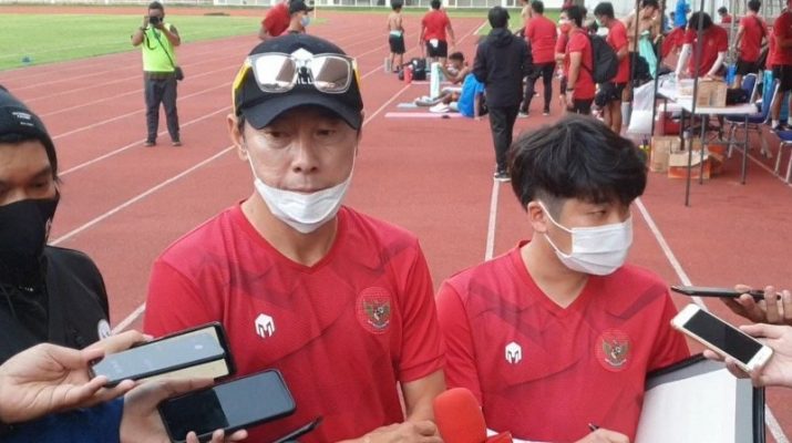 Pelatih Timnas Indonesia U-19, Shin Tae Yong tak izinkan anak asuhnya, pemain timnas jalani ibadah puasa saat laga uji coba nanti.