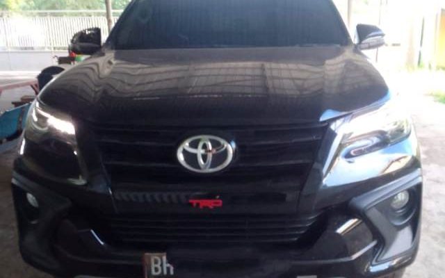 Warga Kota Jambi, klaim asuransi kerusakan mobil malah mendapatkan spare parts bekas. Merasa ditipu, Ia bakal layangkan aduan ke OJK.