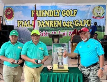 Kisah M Fariz Mulia Rambe yang biasa dipanggil Ais pelajar yang duduk di kelas 7 SMP Nurul Ilmi Jambi ini berhasil jajal piala Tournament Friendly Golf Piala Danrem 042/Gapu Jambi