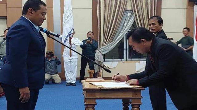 Pengurus Federasi Aero Sport Indonesia (FASI) Provinsi Jambi Periode 2021-2025 Wako Ahmadi Amanahkan Ketua Umum resmi kukuhkan.
