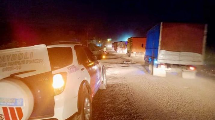 Beberapa hari kembali di bukanya operasional truk batu bara, Ditlantas Polda Jambi pun mulai dan akan terus memantau arus lalu lintas sepanjang perlintasan truk batubara, Minggu (11/12/2022).