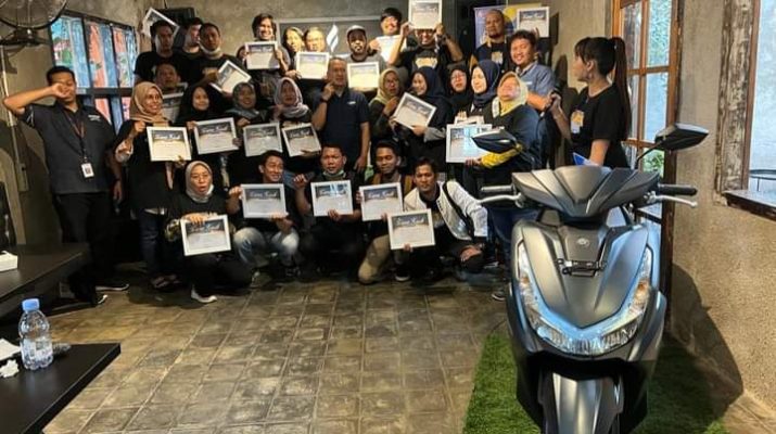 Melalui media gathering, Yamaha DDS Jambi memperkenalkan produk terbaru FreeGo 125 Connected kepada awak media, bertempat di kafe Zokopi, Jum'at (15/12/2022).
