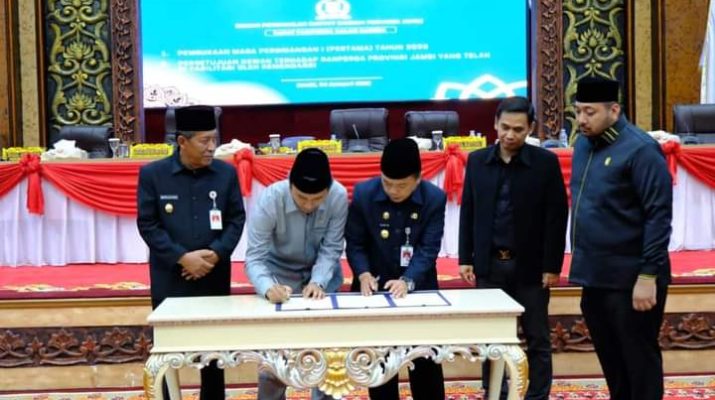 Gubernur Jambi, Al Haris mengemukakan Pemerintah Provinsi Jambi mengajukan Ranperda kepada Dewan Perwakilan Rakyat Daerah (DPRD) Provinsi Jambi, guna memperkuat tata kelola pemerintahan daerah yang bisa lebih fokus pada suatu bidang.