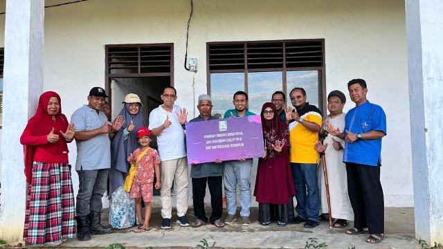 Bulan suci Ramadhan 1444 hijriah, menjadi berkah bagi siswa dan guru setelah PTPN VI memberikan 35 set meja kursi untuk guru dan murid.