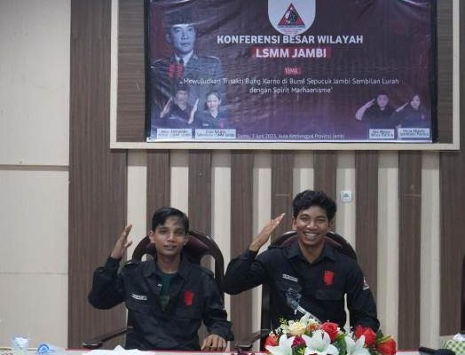 Lingkar Studi Mahasiswa Marhaenis (LSMM) Provinsi Jambi lakukan Konferensi Besar Wilayah (KBW) di Aula Kesbangpol Provinsi Jambi pada Sabtu (03/06/2023).