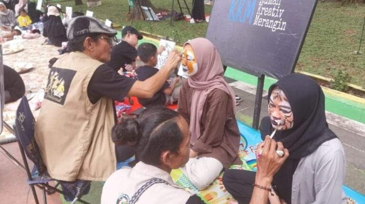 Melukis wajah di Peringatan Global Tiger Day 2023
