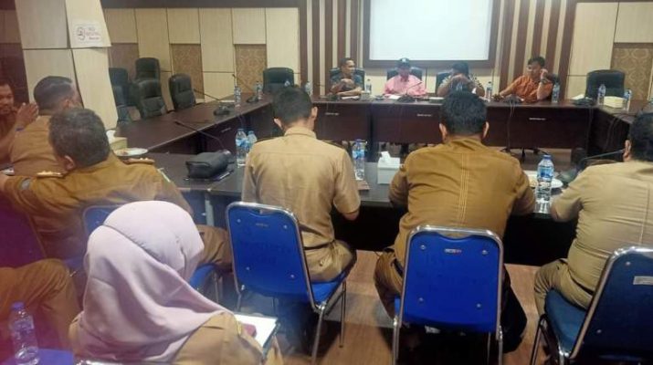 Komisi I DPRD Merangin minta ASN netral di Pemilu 2024 yang tinggal menghitung hari, Selasa (9/1/2024) saat hearing dengan beberapa OPD.