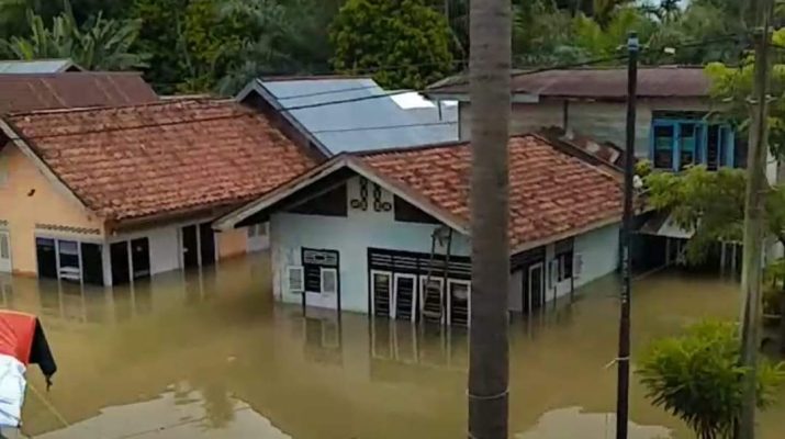 Resepsi Nikah di Tebo Terpaksa ditunda akibat banjir melanda