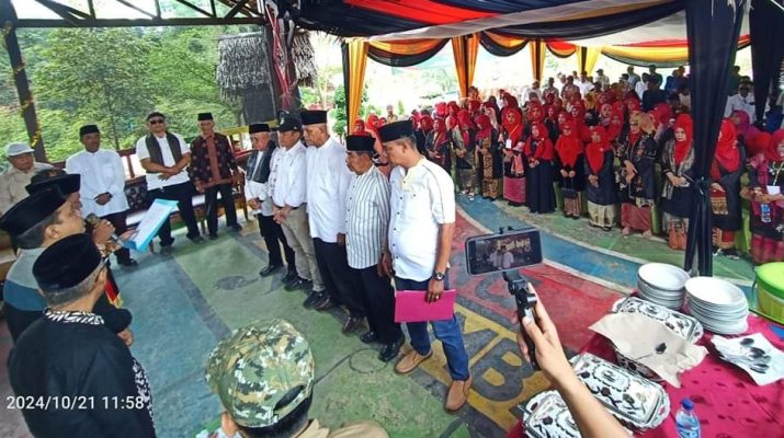 Nalim-Nilwan kukuhkan tim Suku Jawa, Front Dusun Bangko hingga Komunitas Batak, Senin (21/10/2024) giliran Tim Minang Saiyo Menawan dikukuhkan.