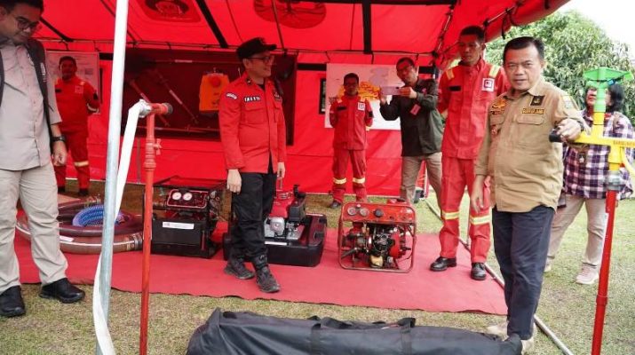 Gubernur Al Haris dampingi kunjungan kerja Wakil Menteri Kehutanan Republik Indonesia Dr Sulaiman Umar Siddiq yaitu mengunjungi PT. Wirakarya Sakti