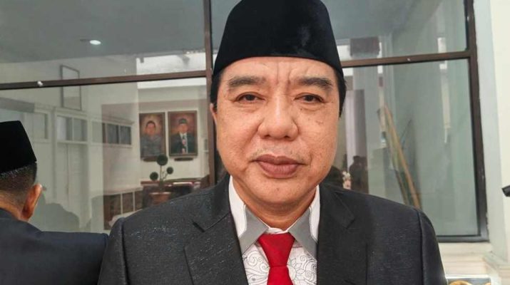 Rencana Rumah Sakit Tipe D menuai penolakan dewan dan masyarakat Merangin. Sebaliknya, Mukti Sa'id dukung rumah sakit di Merangin untuk dibangun.