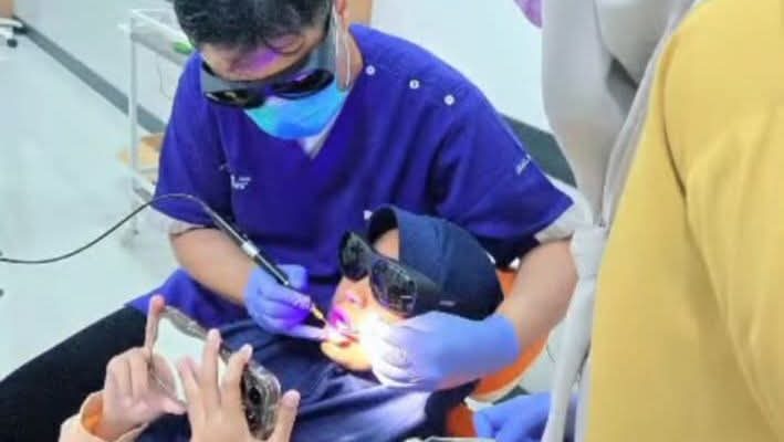 Rumah sakit kebanggaan masyarakat Kabupaten Merangin ini kini telah memiliki Dokter Spesialis Penyakit Mulut dan Gigi, yakni drg. Arif Beni Asdi, Sp.PM.