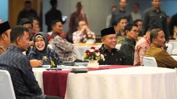 Gubernur Jambi, Al Haris, menghadiri kegiatan Rilis Indeks Daya Saing Daerah (IDSD) 2025 yang diselenggarakan oleh BRIN di Auditorium Jakarta,