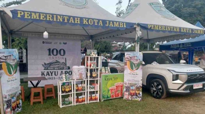 PTPN IV Regional 4 unjuk gigi dalam ajang Festival Rakyat Bazar UMKM yang digelar oleh Kamar Dagang dan Industri (Kadin) Provinsi Jambi bekerja sama Korem