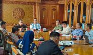 Puncak Piala Dunia semakin seru. Antusias tinggi itu, Pemprov Jambi gelar Nobar Piala Dunia 2026. Asisten II Bidang Perekonomian dan Pembangunan