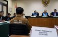 Persidangan sengketa pemberhentian Kepala Desa Sungai Kapas, Kecamatan Bangko, Saliman, di Pengadilan Tata Usaha Negara (PTUN) Jambi kembali mengejutkan