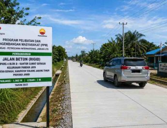 Wujud Komitmen PetroChina Jabung, Jalan Rigid Beton Sepanjang 1,96 Km di Simpang 4 Blok D Geragai Selesai Dibangun