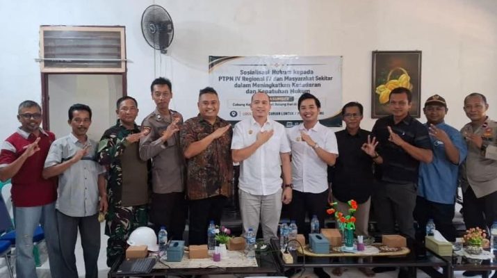 Cabang Kejaksaan Negeri (Cabjari) Batanghari di Muara Tembesi terus berkomitmen meningkatkan kesadaran dan kepatuhan hukum di tengah masyarakat.