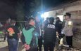 Polisi melakukan olah TKP kasus dugaan pembunuhan seorang perempuan di Desa Lubuk Napal, Kecamatan Pauh, Kabupaten Sarolangun.