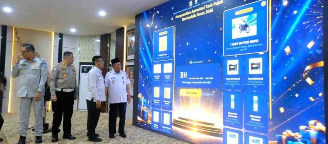 Wakil Gubernur Jambi Abdullah Sani saat menghadiri sosialisasi Program Kilau Emas dan keringanan Pajak Kendaraan Bermotor Tahun 2026.
