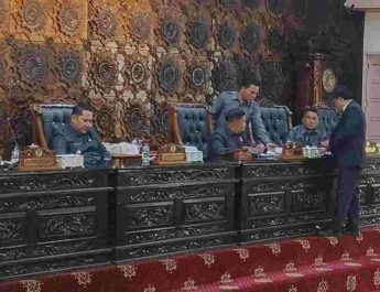 Rapat Paripurna DPRD Merangin diskors setelah lima Ranperda inisiatif dipersoalkan